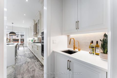 Photo 23 at 62 Endless Circle, Kleinburg, Vaughan