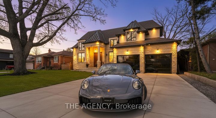 Photo 1 at 512 Weynway Court, WO West, Oakville