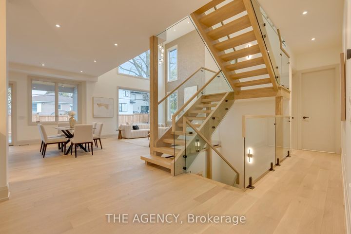 Photo 26 at 512 Weynway Court, WO West, Oakville