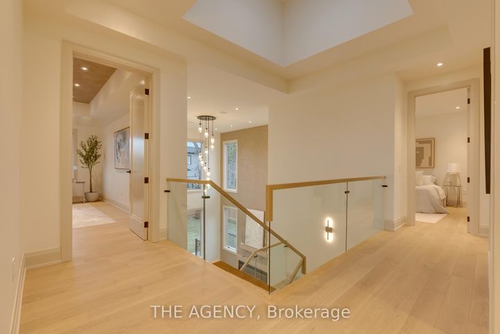 Photo 28 at 512 Weynway Court, WO West, Oakville