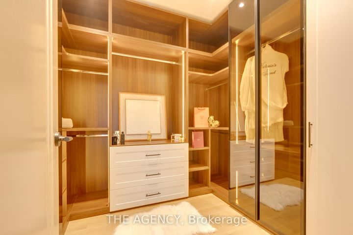 Photo 32 at 512 Weynway Court, WO West, Oakville