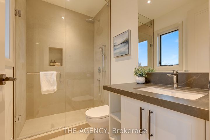 Photo 36 at 512 Weynway Court, WO West, Oakville