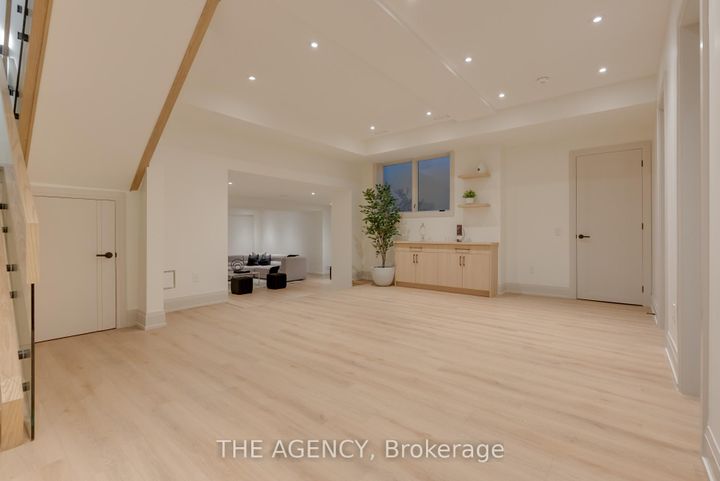 Photo 44 at 512 Weynway Court, WO West, Oakville