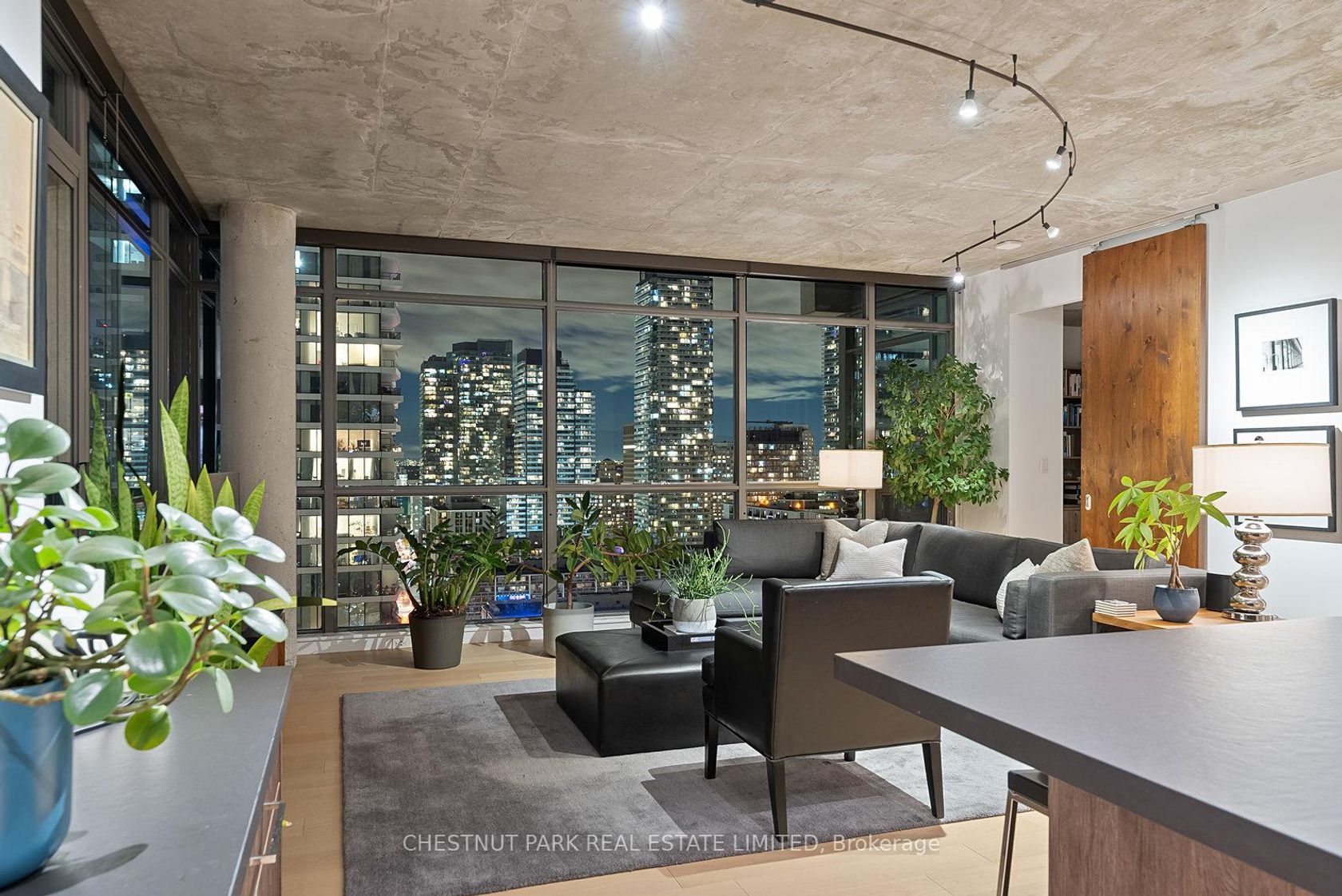 2502 - 281 Mutual Street, Yonge Corridor, Toronto 