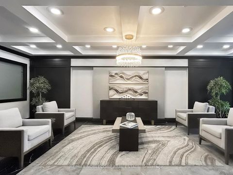 Photo 5 at 312 - 91 Townsgate Drive, Yorkhill, Vaughan