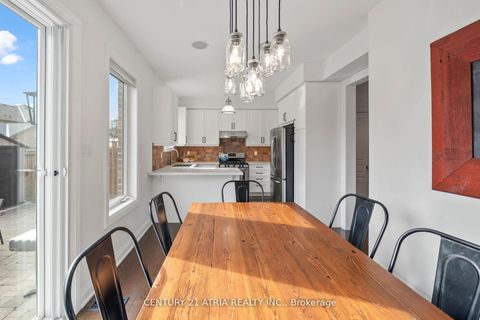 Photo 12 at 194 Kincardine Street, Kleinburg, Vaughan