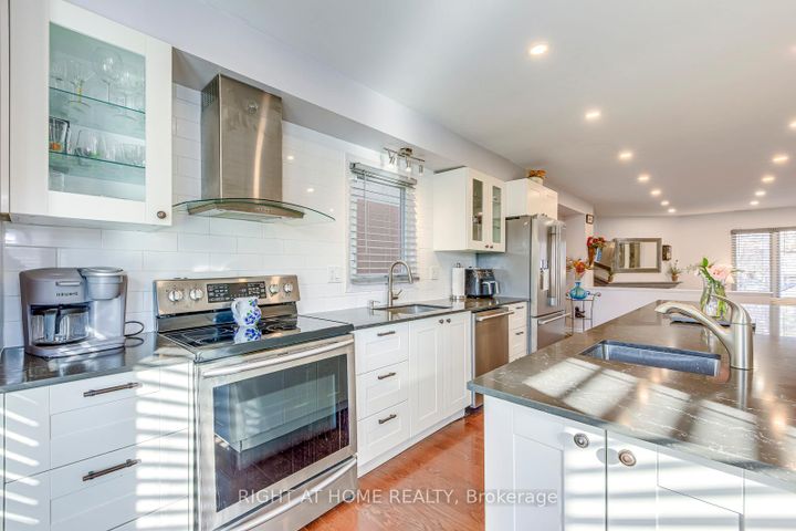 Photo 10 at 1558 Litchfield Road, FA Falgarwood, Oakville