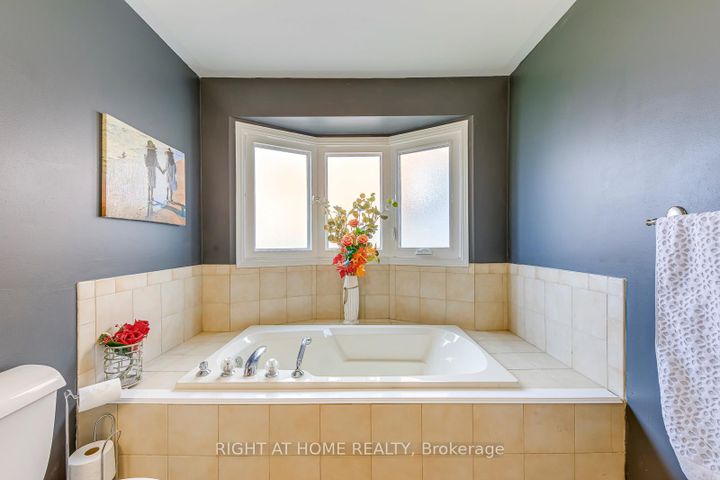 Photo 30 at 1558 Litchfield Road, FA Falgarwood, Oakville