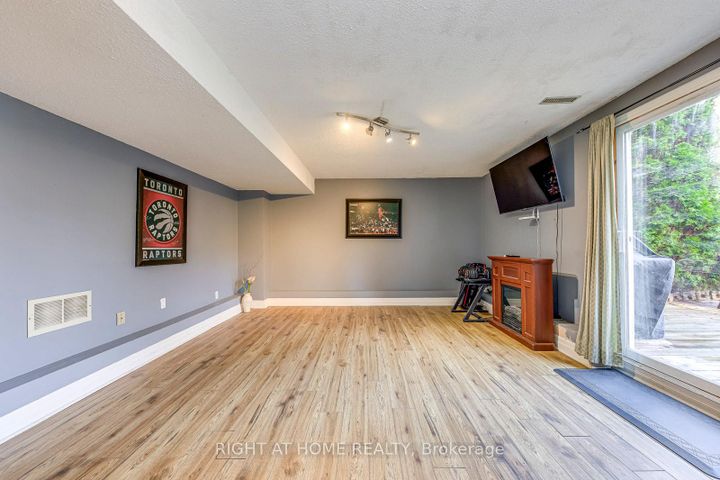 Photo 32 at 1558 Litchfield Road, FA Falgarwood, Oakville