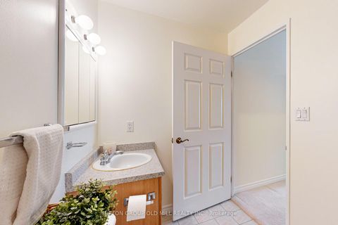 Photo 19 at 611 - 115 Bonis Avenue, Sullivan, Toronto