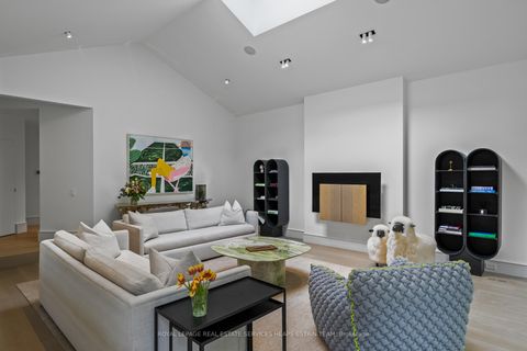 Photo 7 at 25 North Drive, Humber Valley, Toronto