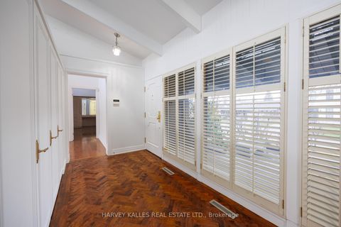 Photo 5 at 19 Blair Athol Crescent, Rosethorn, Toronto