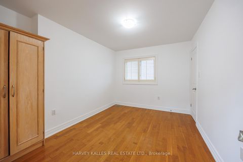 Photo 30 at 19 Blair Athol Crescent, Rosethorn, Toronto