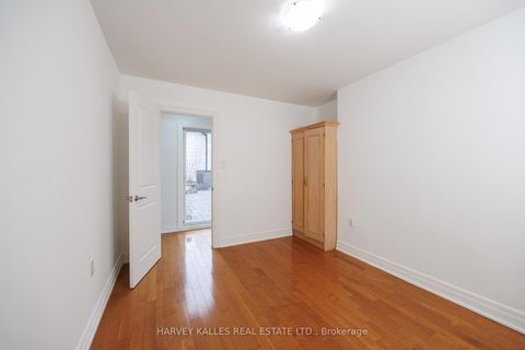 Photo 31 at 19 Blair Athol Crescent, Rosethorn, Toronto