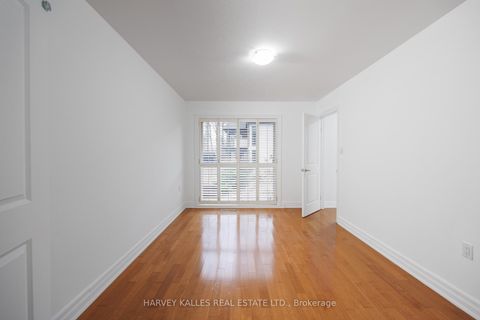 Photo 33 at 19 Blair Athol Crescent, Rosethorn, Toronto