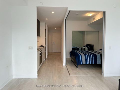 Photo 4 at 421 - 120 Parliament Street, Moss Park, Toronto