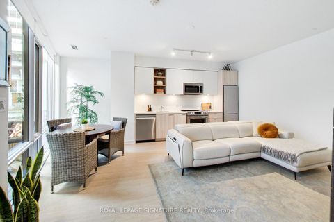 Photo 4 at TH105 - 30 Ordnance Street, Niagara, Toronto