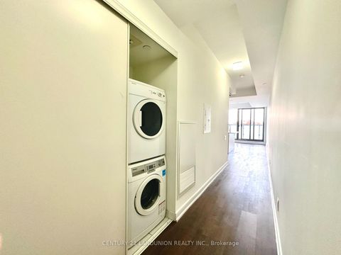 Photo 5 at 412 - 57 St. Joseph Street, Bay Street Corridor, Toronto