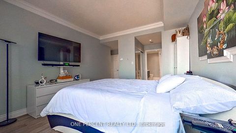 Photo 15 at 604 - 33 ELLEN Street, Lakeshore, Barrie