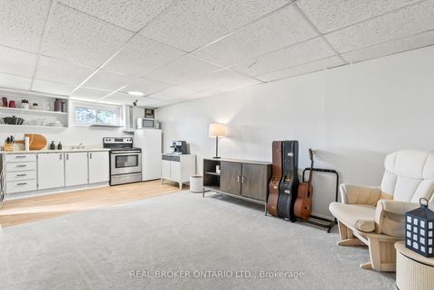 Photo 41 at 32 Kim Court, Kennedy Park, Toronto