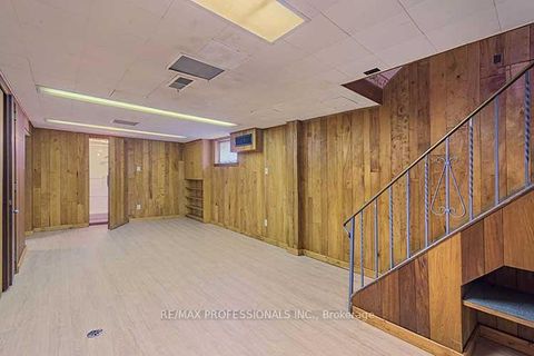 Photo 27 at 32 Northampton Drive, City Centre West, Toronto