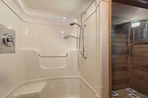 Photo 36 at 32 Northampton Drive, City Centre West, Toronto