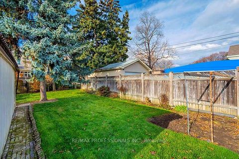 Photo 44 at 32 Northampton Drive, City Centre West, Toronto