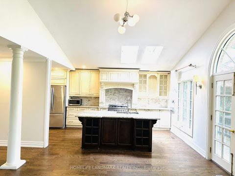 Photo 7 at 125 Bannatyne Drive, Windfields, Toronto