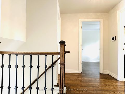 Photo 22 at 125 Bannatyne Drive, Windfields, Toronto