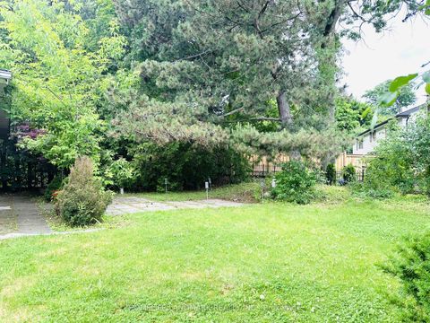 Photo 26 at 125 Bannatyne Drive, Windfields, Toronto