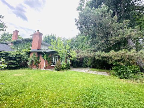 Photo 28 at 125 Bannatyne Drive, Windfields, Toronto