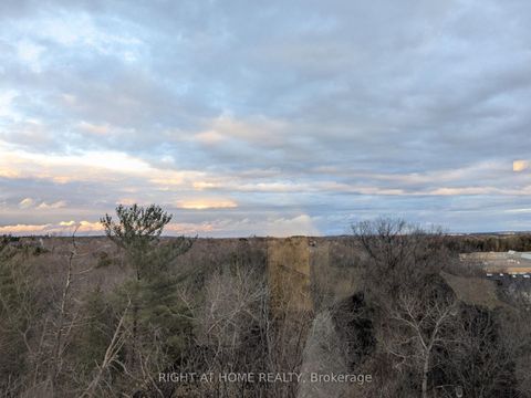 Photo 12 at A609 - 11211 YONGE Street, Devonsleigh, Richmond Hill