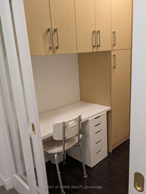 Photo 15 at A609 - 11211 YONGE Street, Devonsleigh, Richmond Hill