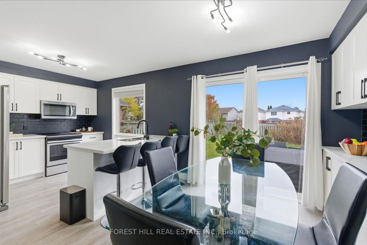 Photo 10 at 1842 Dalhousie Crescent, Samac, Oshawa