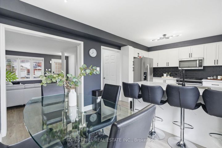 Photo 11 at 1842 Dalhousie Crescent, Samac, Oshawa