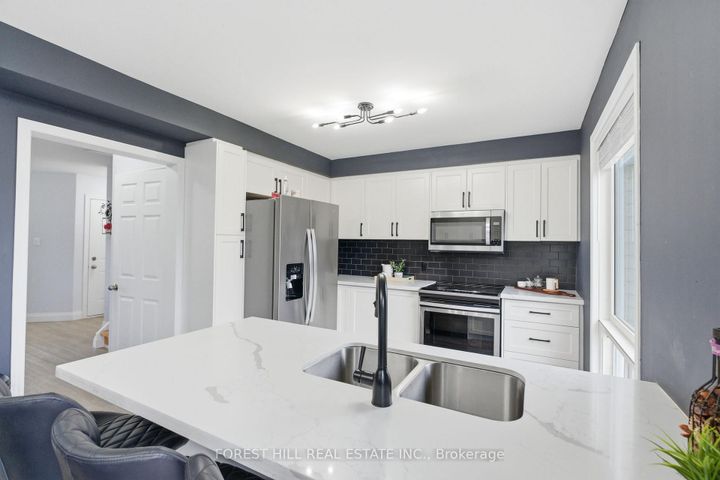 Photo 14 at 1842 Dalhousie Crescent, Samac, Oshawa