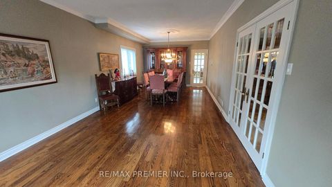 Photo 5 at 36 Railway Street, Maple, Vaughan