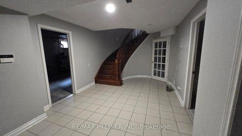 Photo 27 at 36 Railway Street, Maple, Vaughan