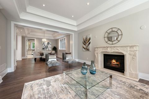 Photo 1 at 242 Parkview Avenue, Willowdale East, Toronto