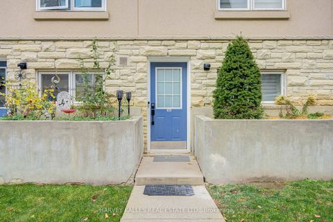 Photo 7 at 55 - 51 Foundry Avenue, Junction, Toronto