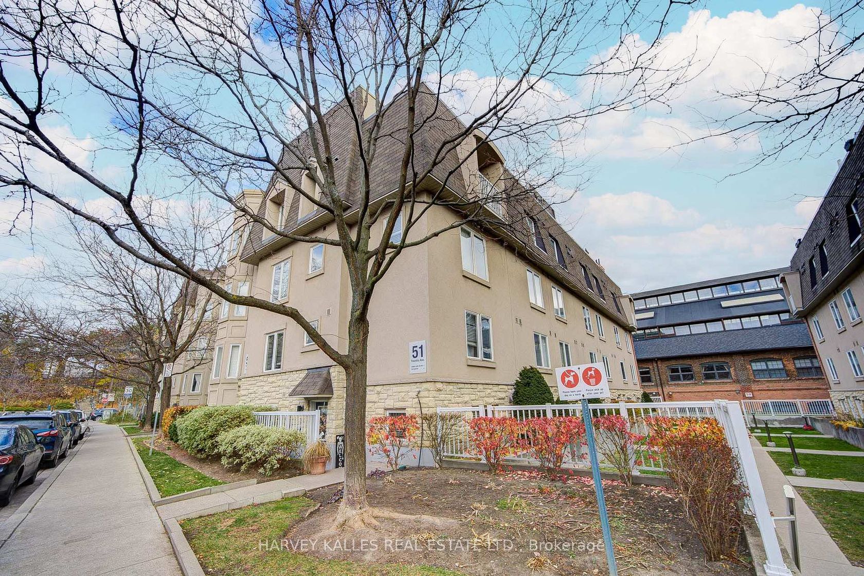 55 - 51 Foundry Avenue, Junction, Toronto 