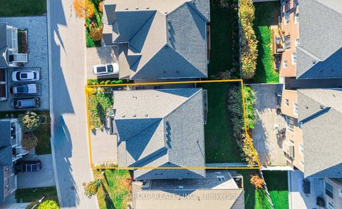 Photo 3 at 63 Ken Sinclair Crescent, Aurora Estates, Aurora