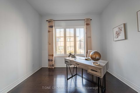 Photo 25 at 63 Ken Sinclair Crescent, Aurora Estates, Aurora