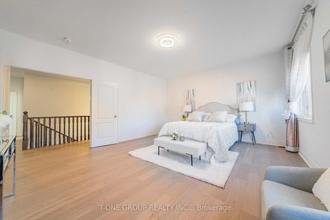 Photo 30 at 63 Ken Sinclair Crescent, Aurora Estates, Aurora