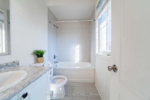 Photo 40 at 63 Ken Sinclair Crescent, Aurora Estates, Aurora