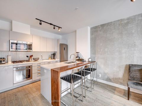 Photo 15 at PH18 - 39 Brant Street, Waterfront Communities C1, Toronto