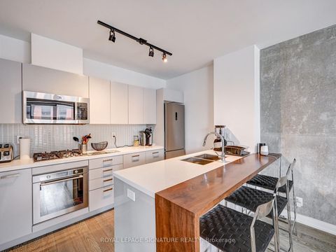 Photo 17 at PH18 - 39 Brant Street, Waterfront Communities C1, Toronto
