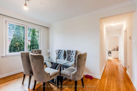 Photo 8 at 11 Buckhorn Place, Beaumonde Heights, Toronto