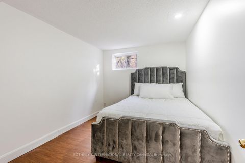 Photo 24 at 11 Buckhorn Place, Beaumonde Heights, Toronto