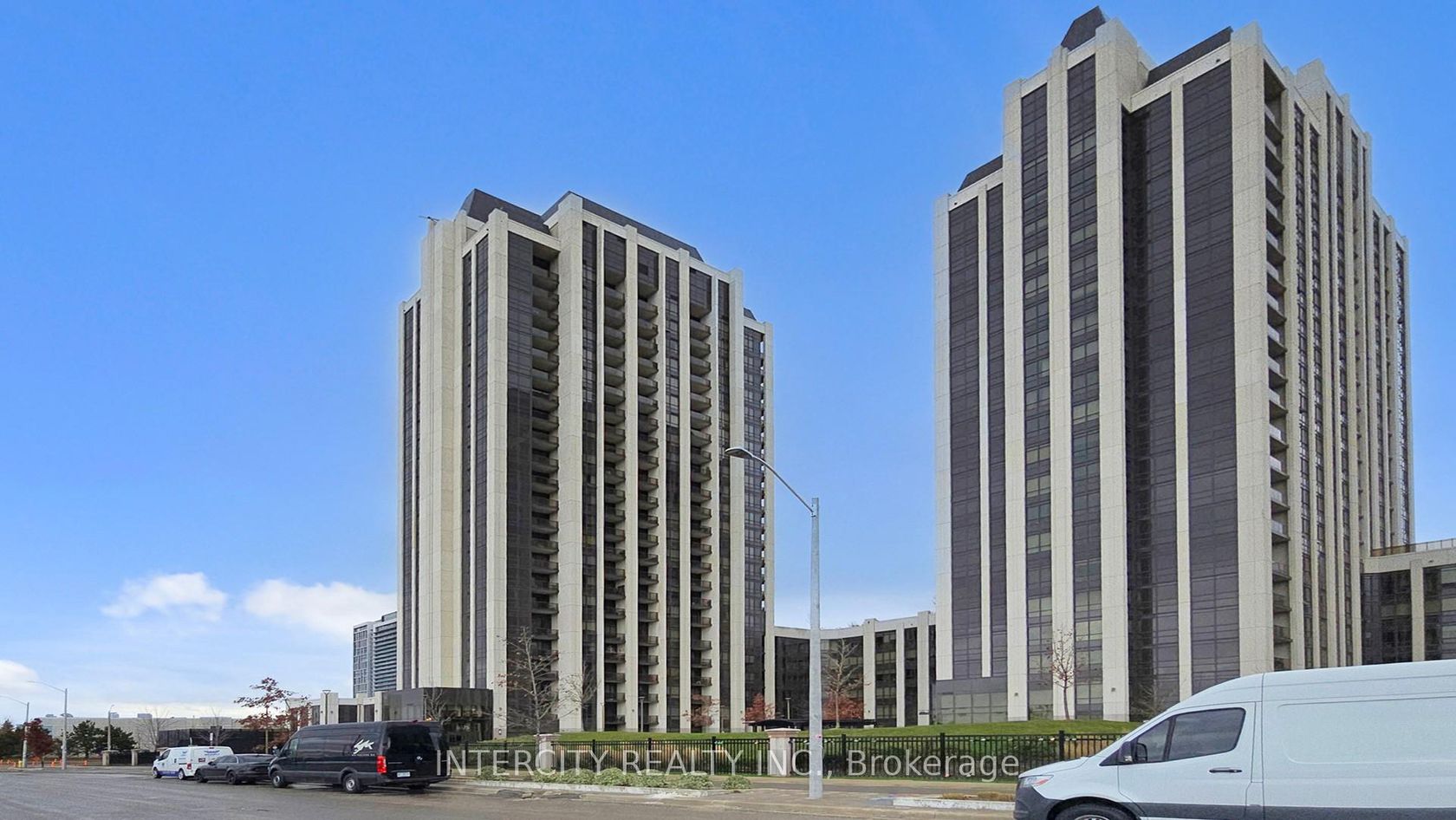 PH07 - 9075 Jane Street, Concord, Vaughan 